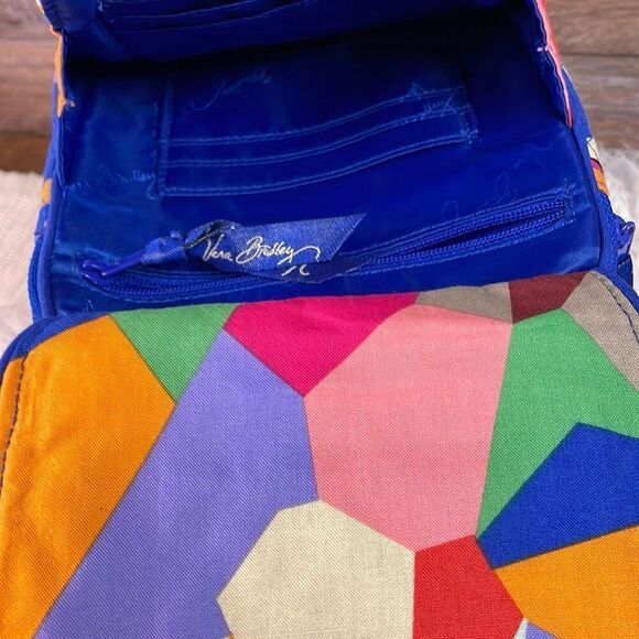 VERA BRADLEY Women's Signature Quilted Double Zip Color-block Crossbody Purse - Picture 11 of 13